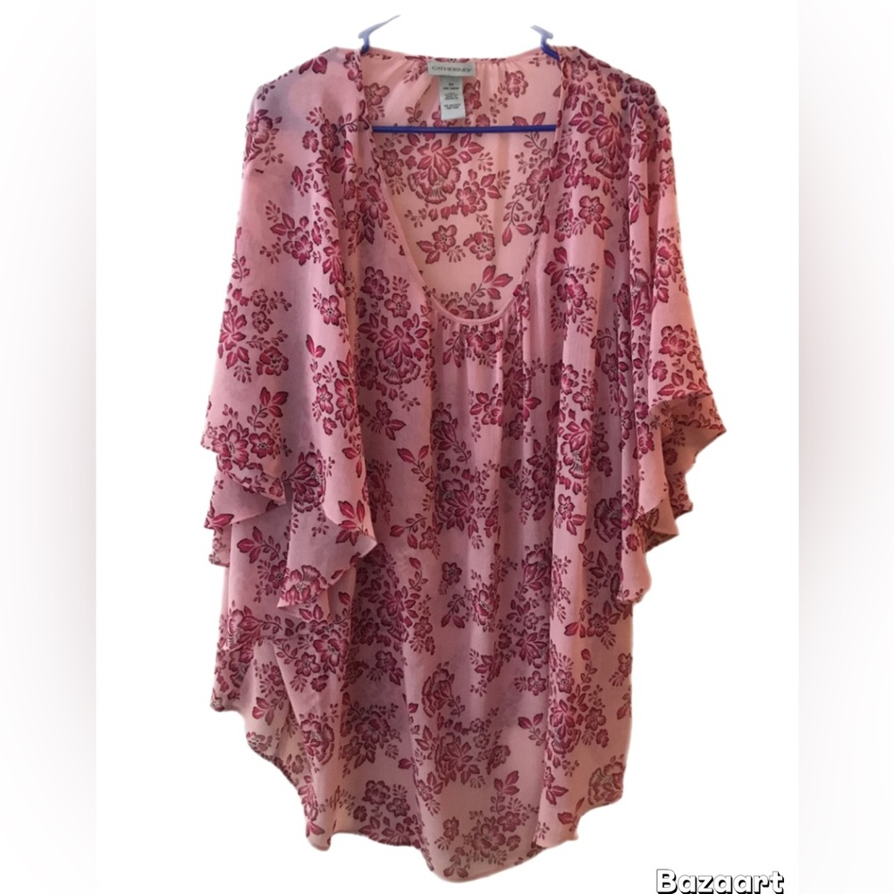 Catherine’s Pink Floral Ruffle Sleeve Blouse